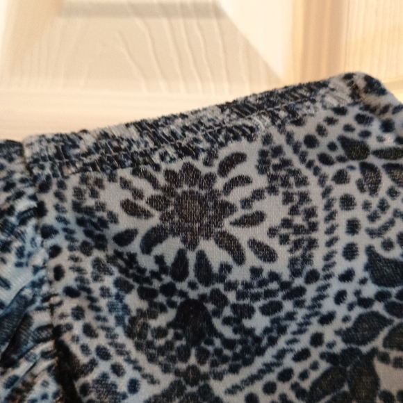 Urban Outfitters Women's  Paisley Alice in Chains Crop Blouse Med Dark Academia‎ - Picture 12 of 16